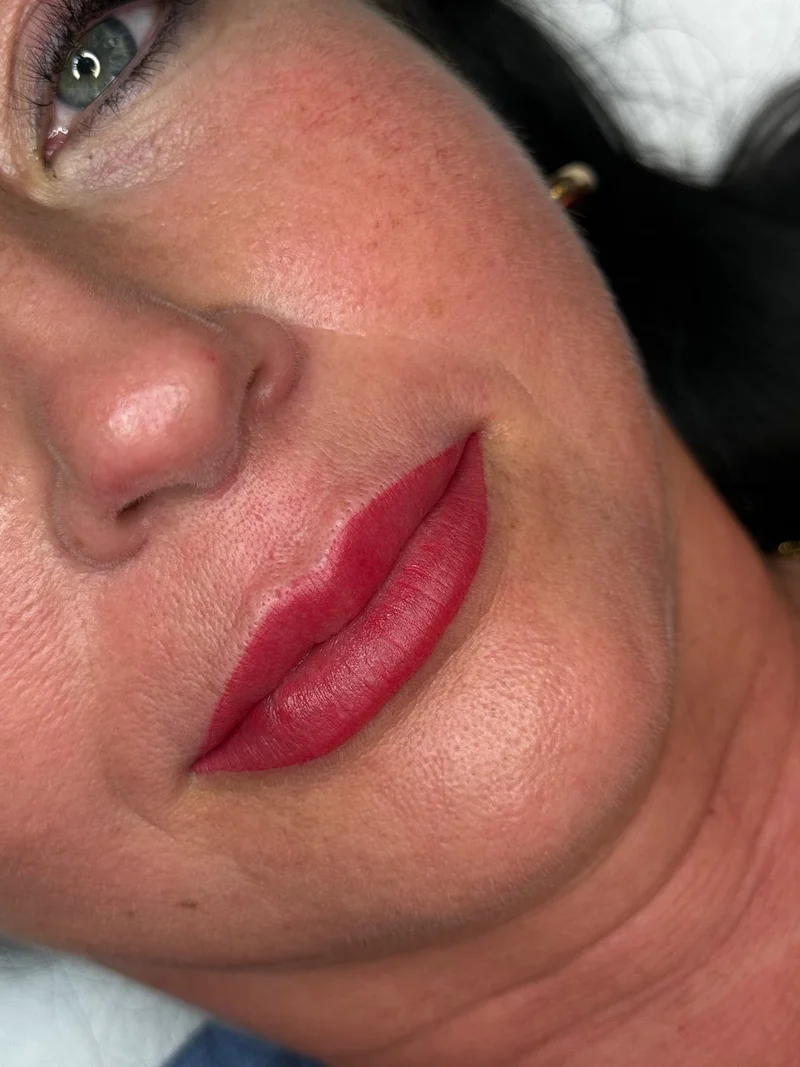 Trajna šminka usana - Prirodan kontur