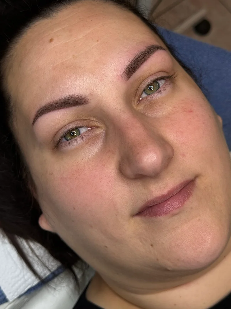 Trajna Šminka Obrva - Prirodan Oblik